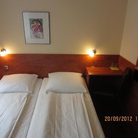 Altstadt Hotel Rheinblick Düsseldorf Zewnętrze zdjęcie
