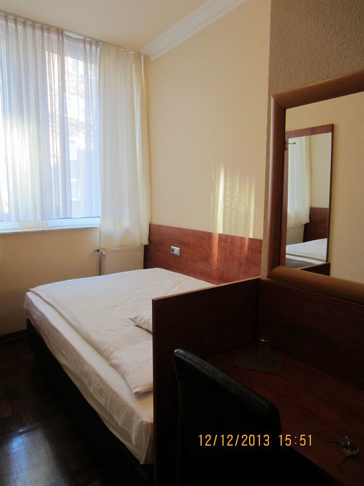Altstadt Hotel Rheinblick Düsseldorf Zewnętrze zdjęcie