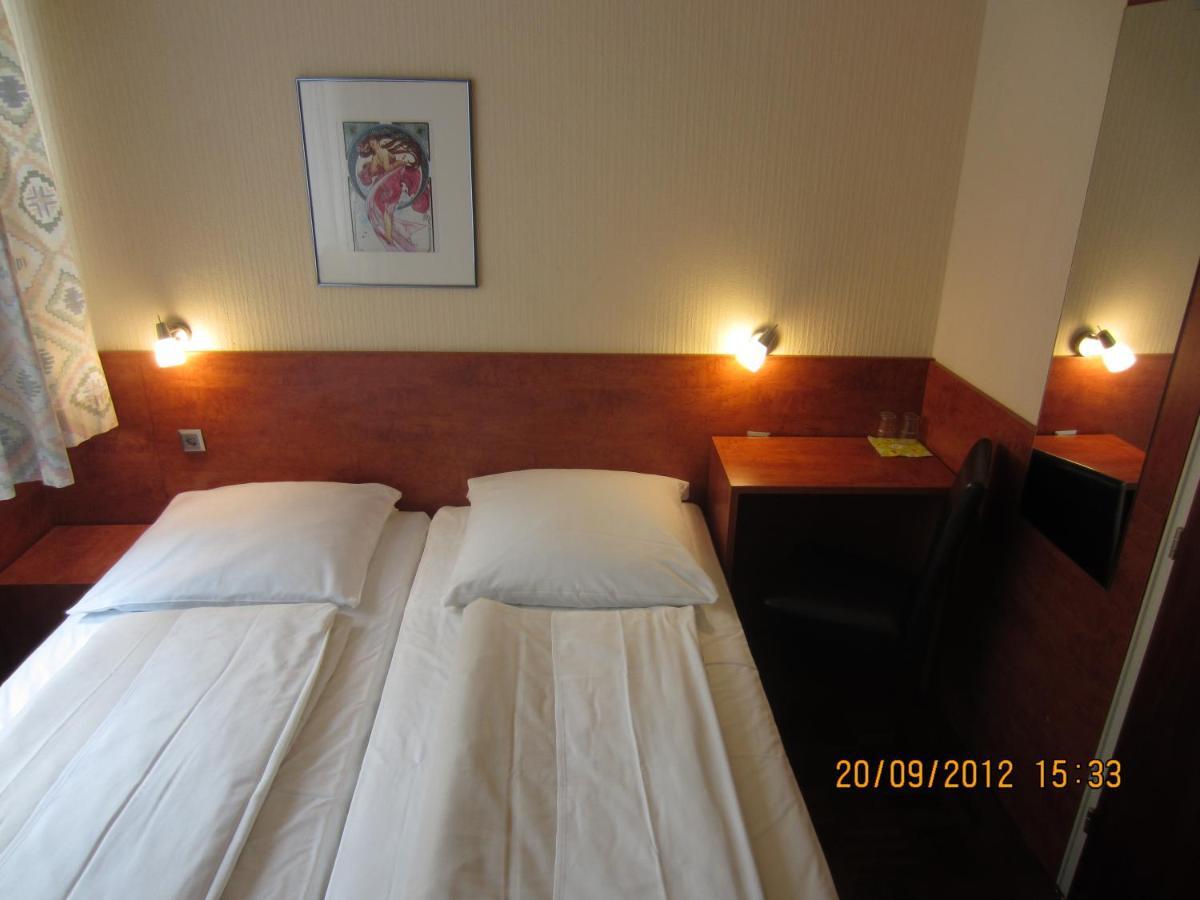 Altstadt Hotel Rheinblick Düsseldorf Zewnętrze zdjęcie